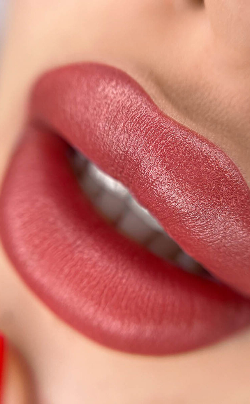 makijaż permanentny ust